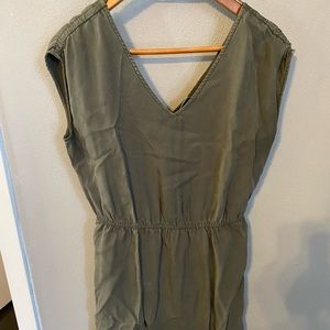 Green Universal Thread Sleeveless Dress